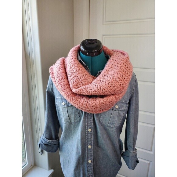 BP BRASS PLUM NORDSTROM BLUSH PINK DUSTY ROSE INFINITY SCARF WOMEN OS - Picture 1 of 11
